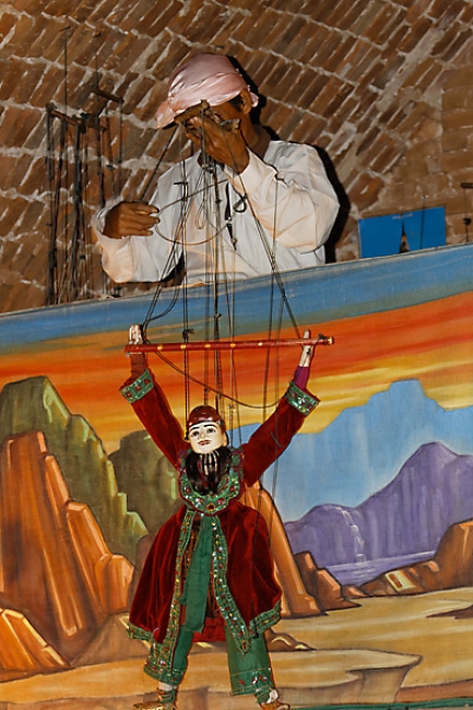 Pagan-diner marionnettes-017